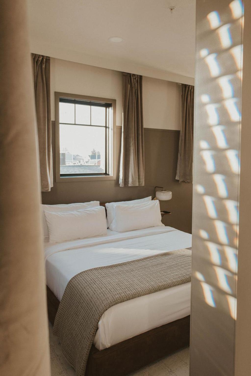 The Atlee Suites Millersburg Ngoại thất bức ảnh